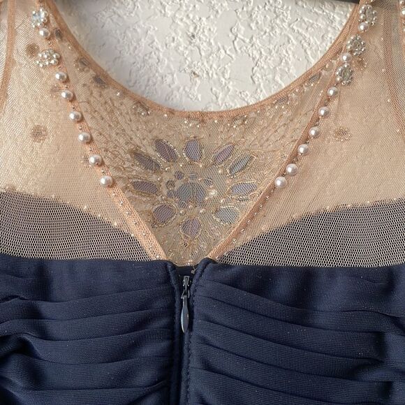 𝅺cache Navy Sleeveless Ruched Sheath Party Dress Size 2 - Picture 6 of 11